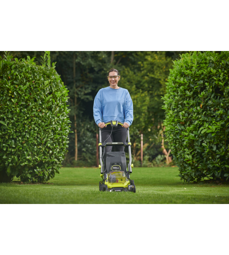 TAGLIAERBA A BATTERIA RYOBI "RY18LMX40C-240" TAGLIO 40 CM 18V, DUE BATTERIE 4.0AH INCLUSE